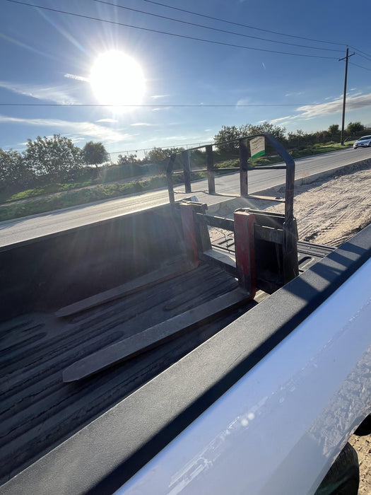 2021 PALADIN 48" Pallet Forks - Paladin