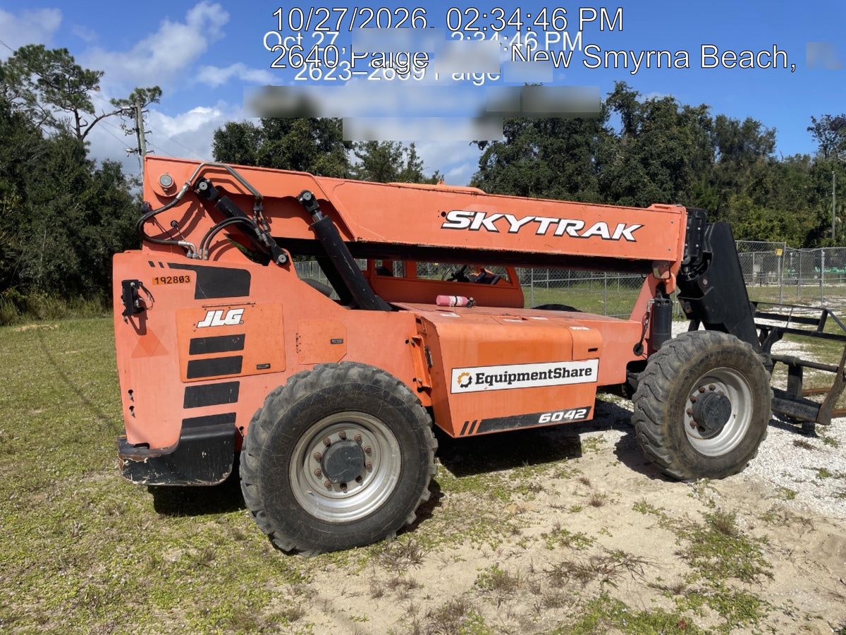 2017 Skytrak 6042 42' REACH, PALLET FORKS, 6k, FOAM FILLED TIRES