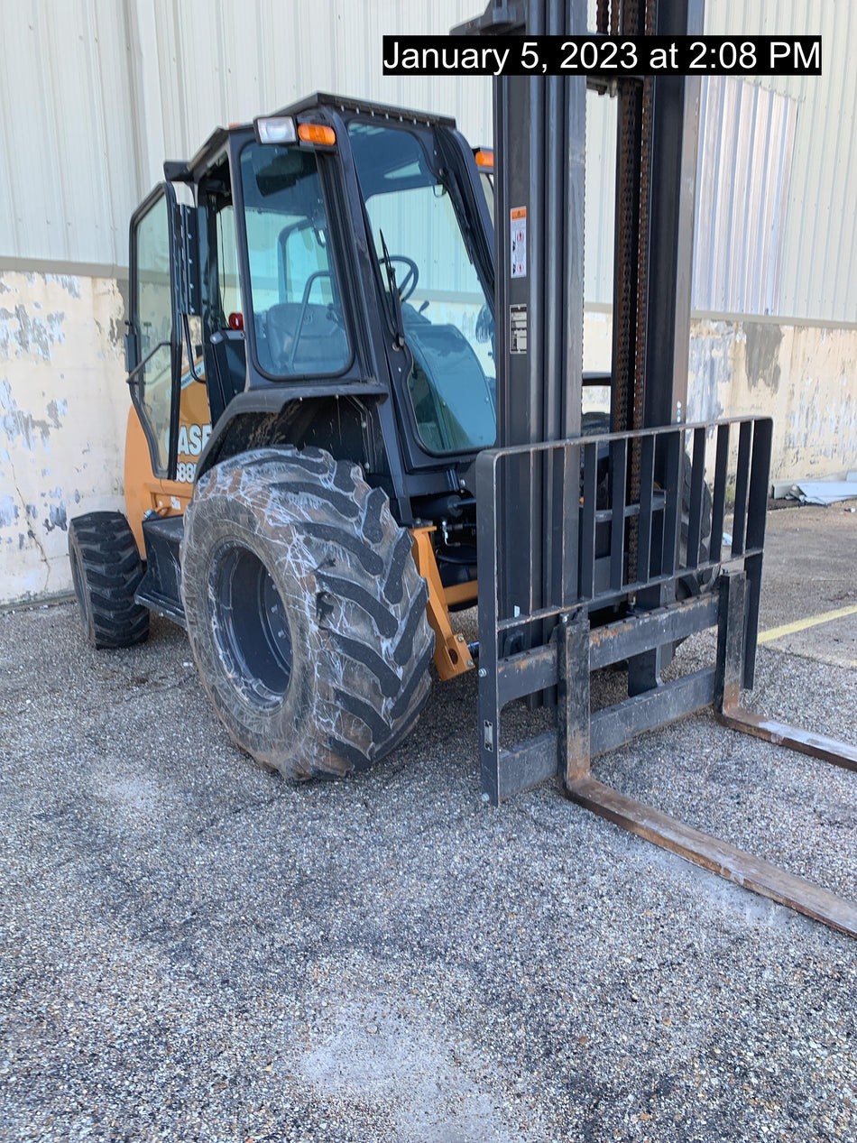 2021 CASE 588H