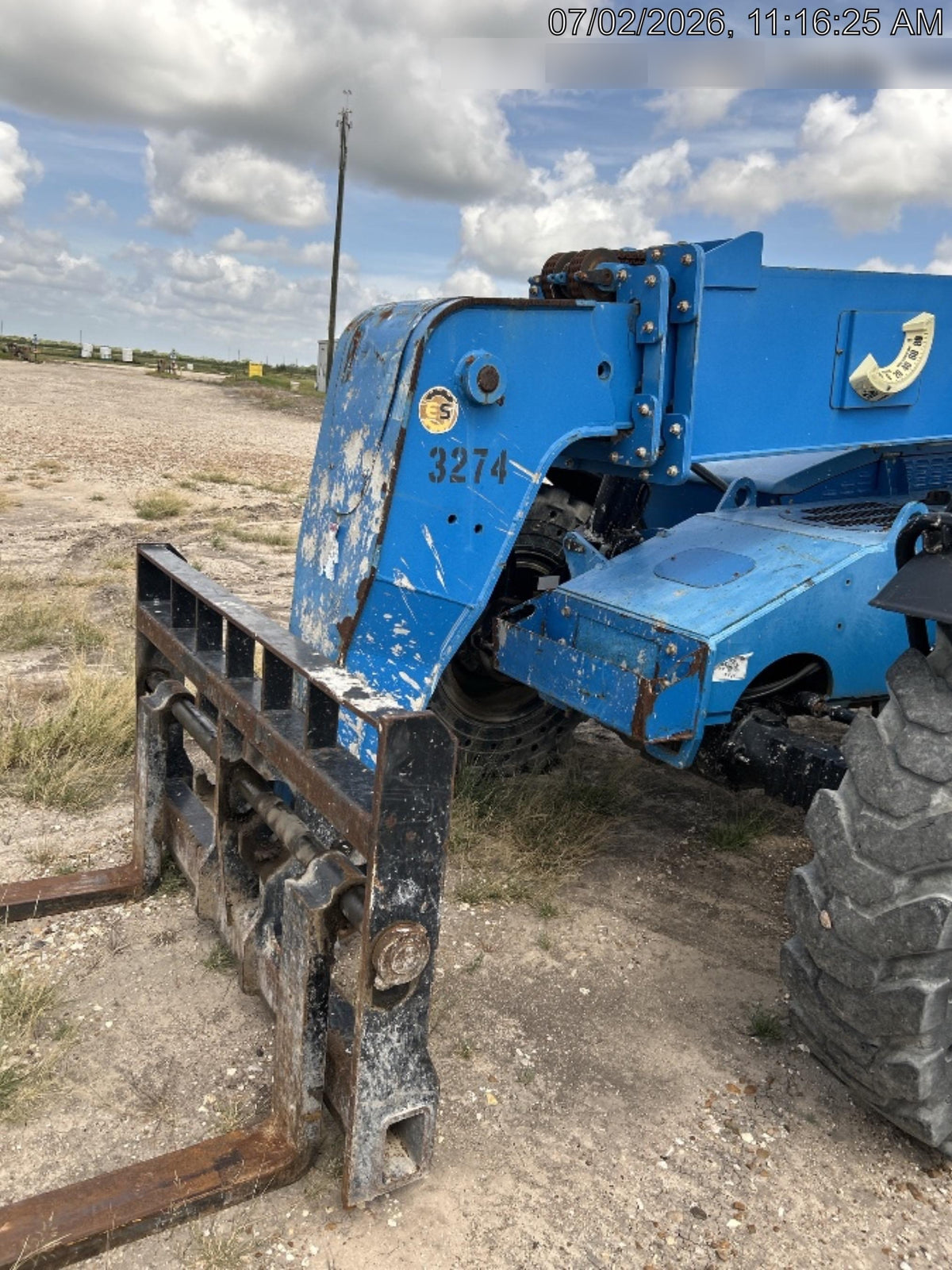 2017 GENIE GTH-844