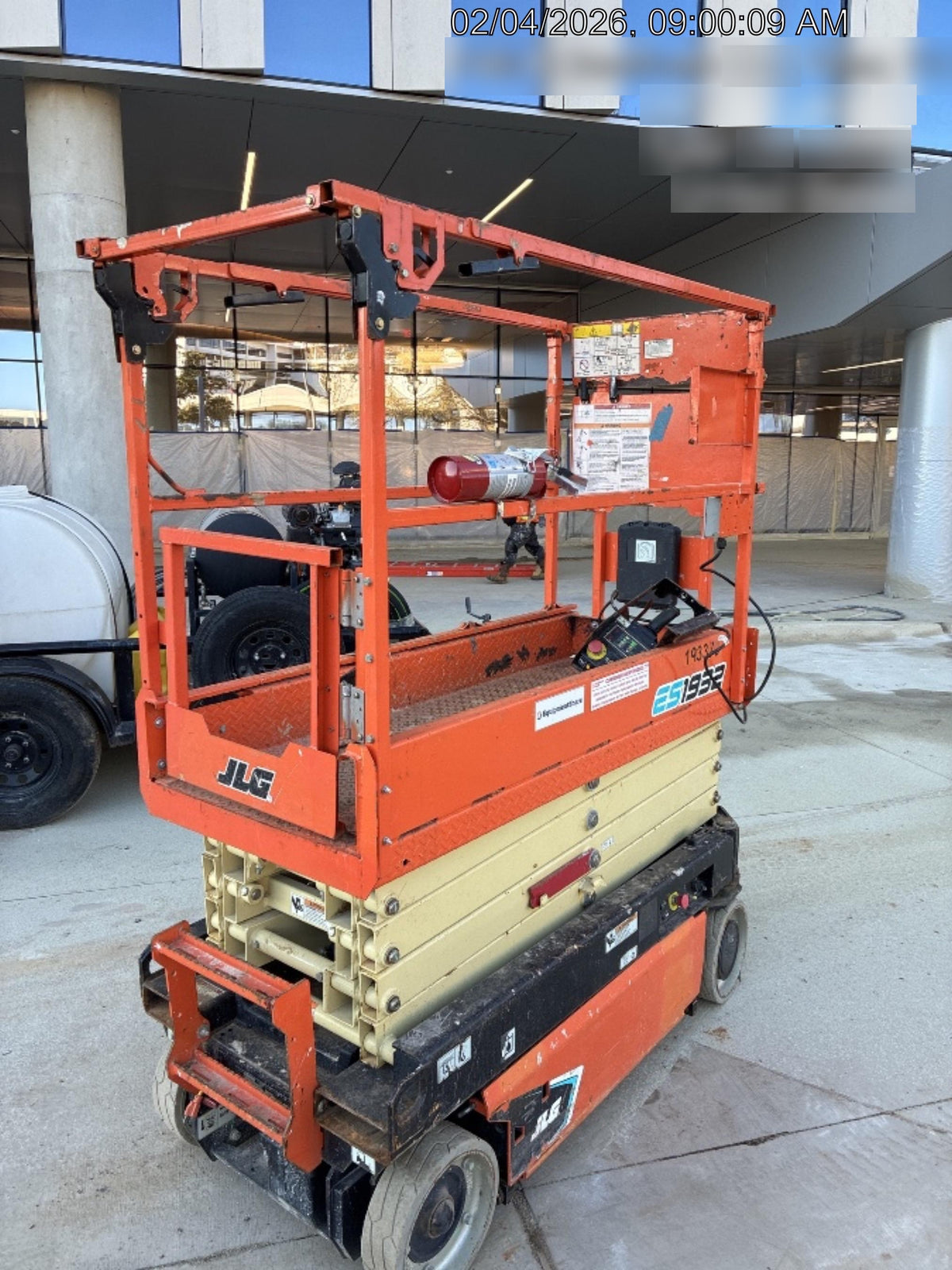 2021 JLG ES1932