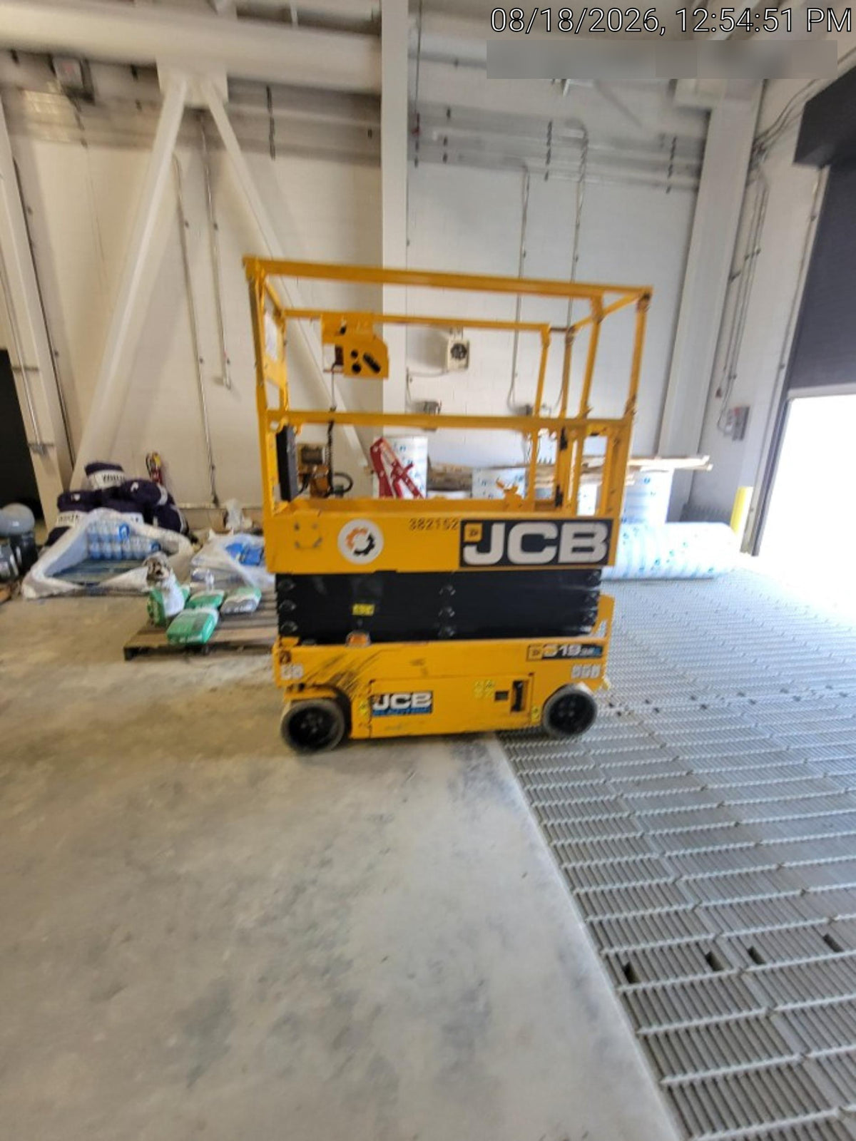 2024 JCB S1932E