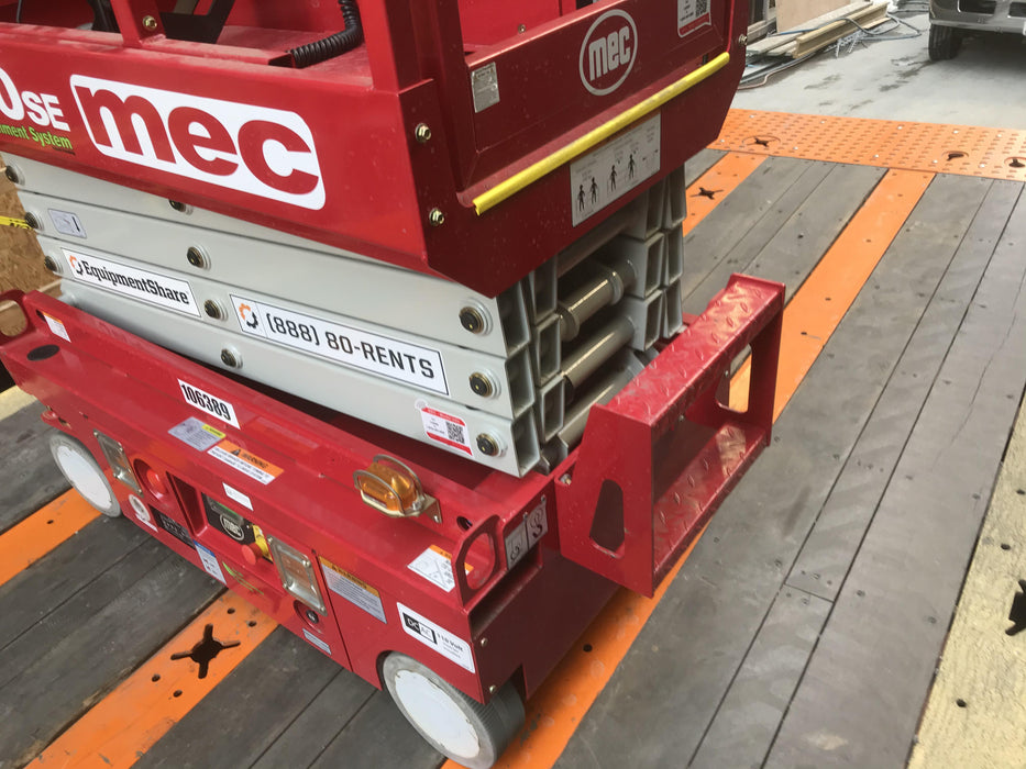 2020 MEC 1330SE Solid NM Tires, Steel Swing out Doors, LCS, Beacon, 900W Inverter