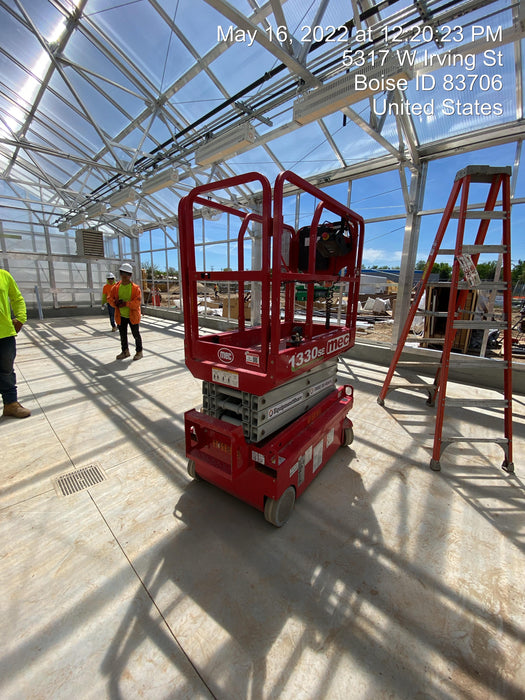 2020 MEC 1330SE Solid NM Tires, Steel Swing out Doors, LCS, Beacon, 900W Invertor