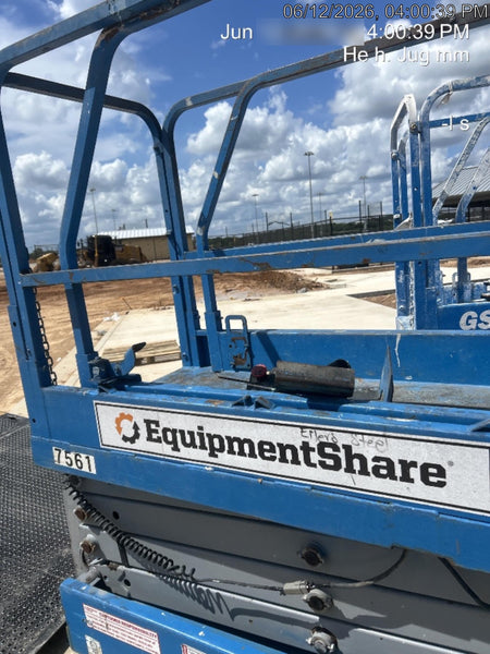 2017 Genie GS-1930 Genie GS-1930 Lift w/Fixed Rail and Chain Entry