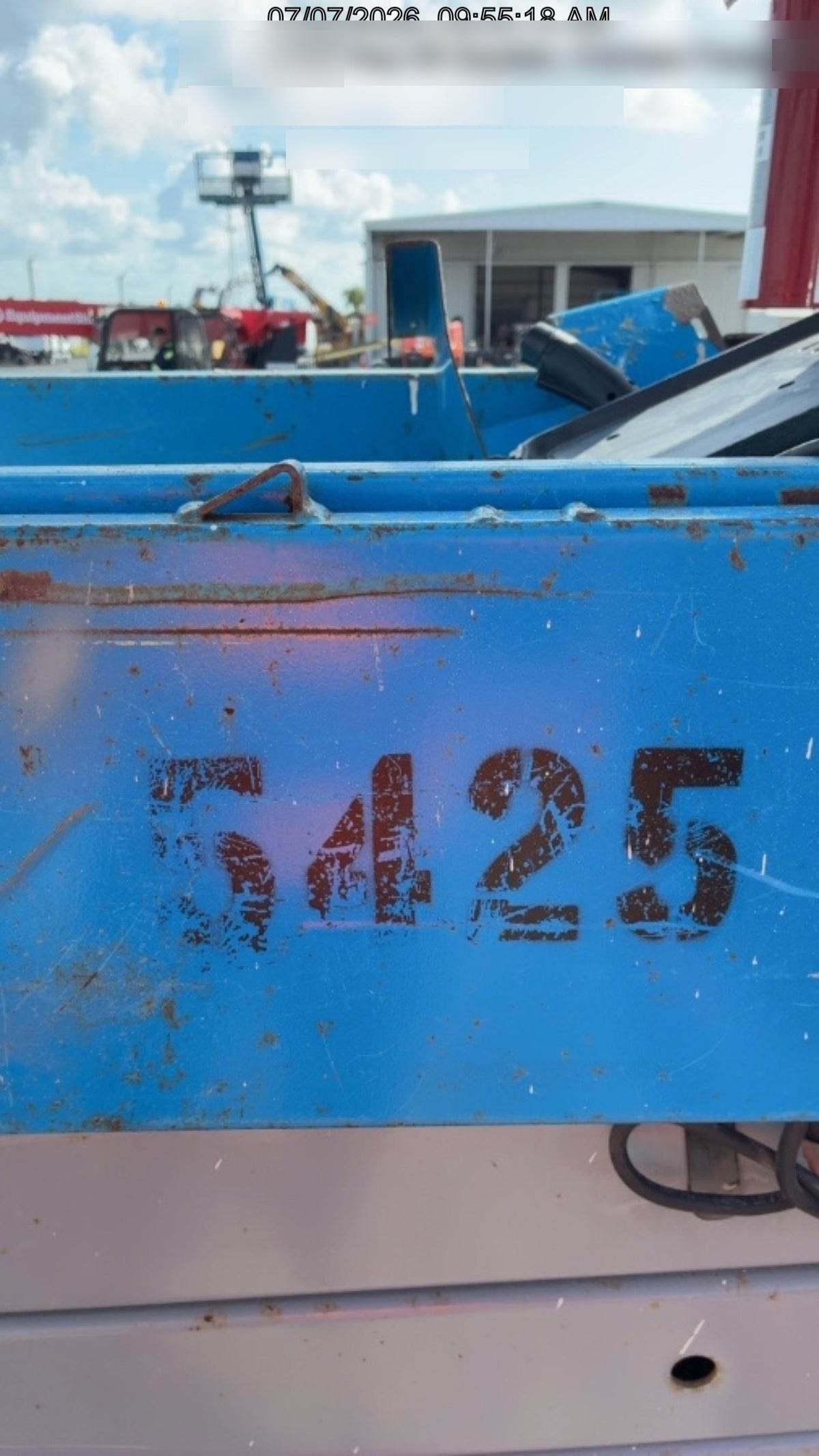 2017 Genie GS-3232 Genie GS3232 Narrow 32' Scissor Lift