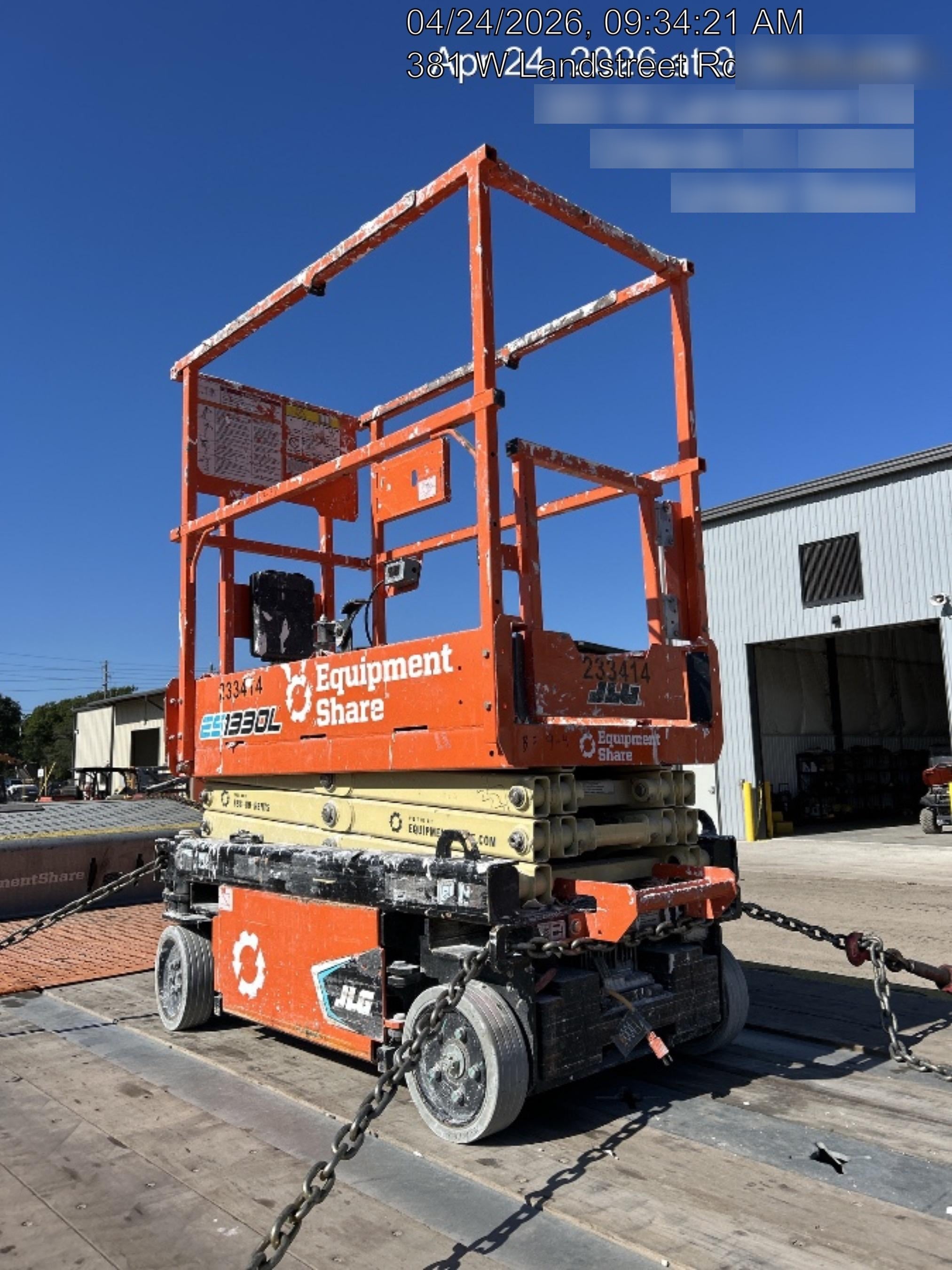 2022 JLG ES1330L
