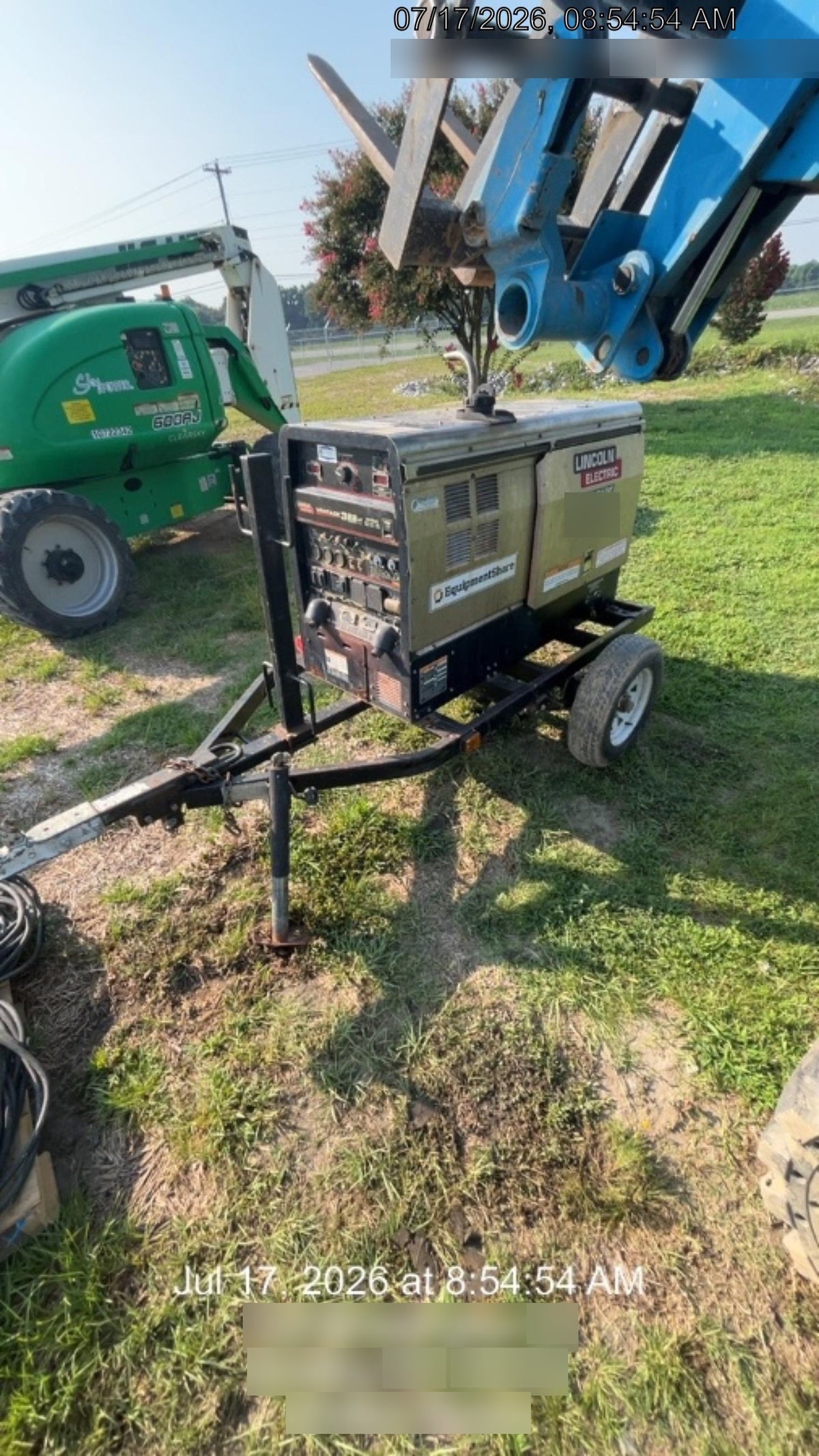 2019 Lincoln Electric Vantage 322 Welder Ready-Pak 3, Two wheel trailer, Fender and Light kit, Cable Rack