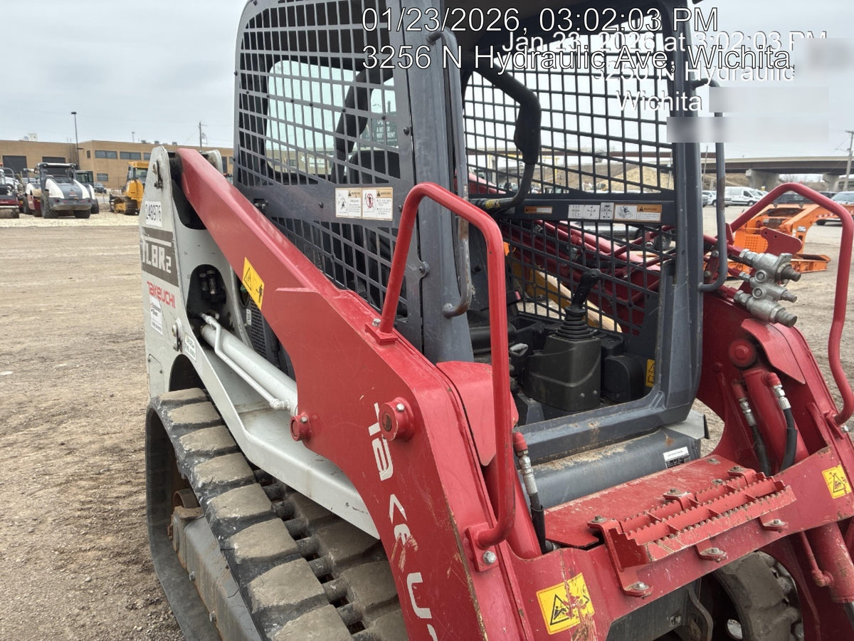 2021 CASE TR310B
