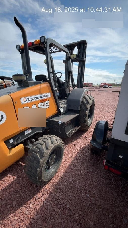 2023 CASE 588H