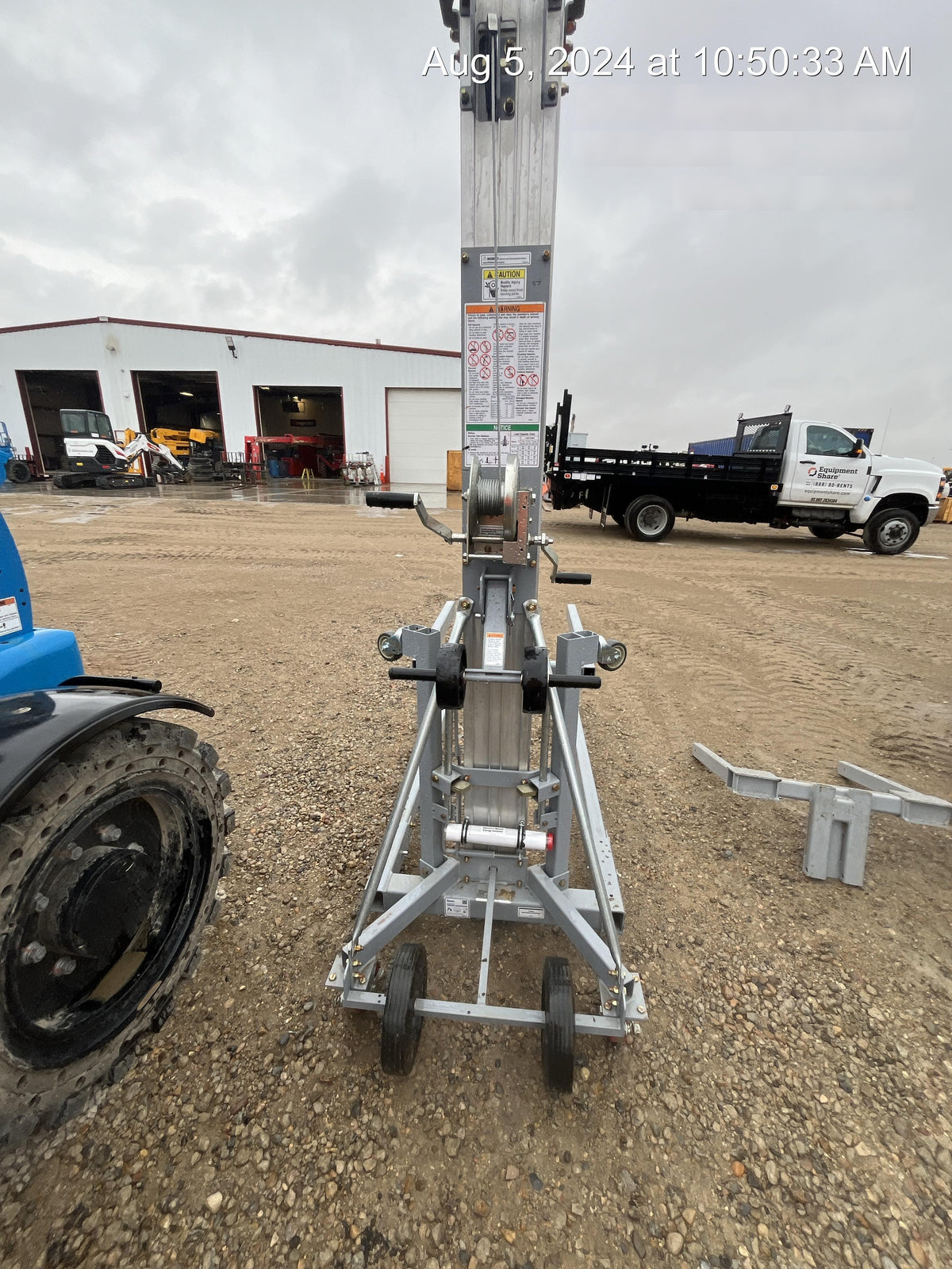 2024 GENIE SLC-24