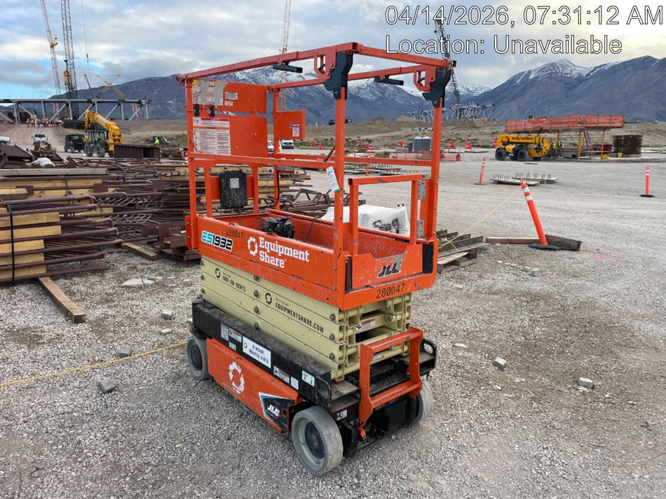 2022 JLG ES1932