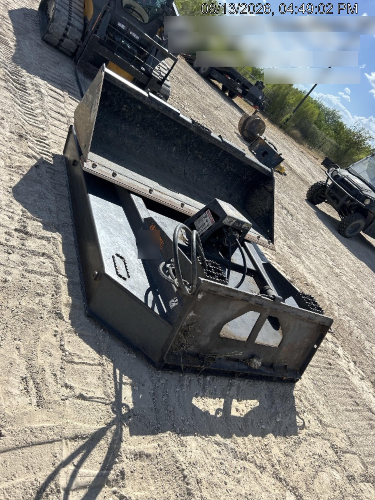 2025 ARROW MATERIAL HANDLING 24" Pallet Fork Frame