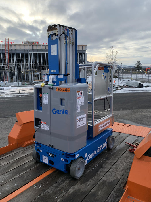 2021 GENIE GR-20