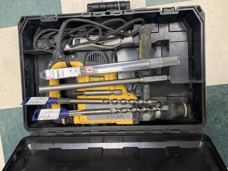2020 DEWALT D25604