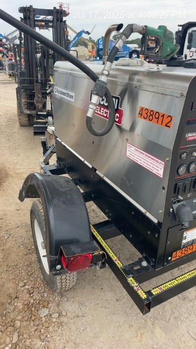 2024 Lincoln Electric LE400 Kubota V1505, Trlr, Cable Rack, Light Kit, ES Decals, T3