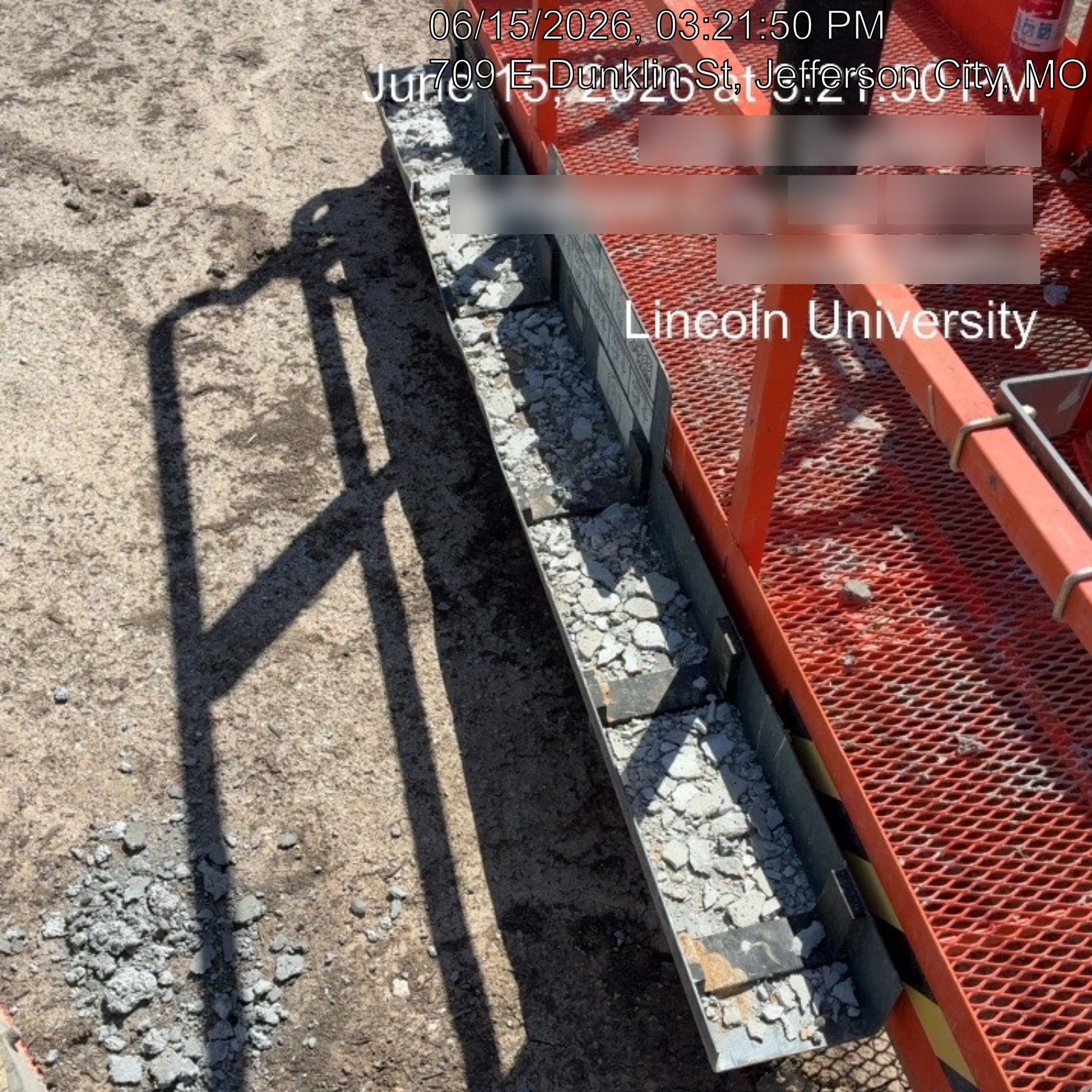 2025 JLG 660SJ