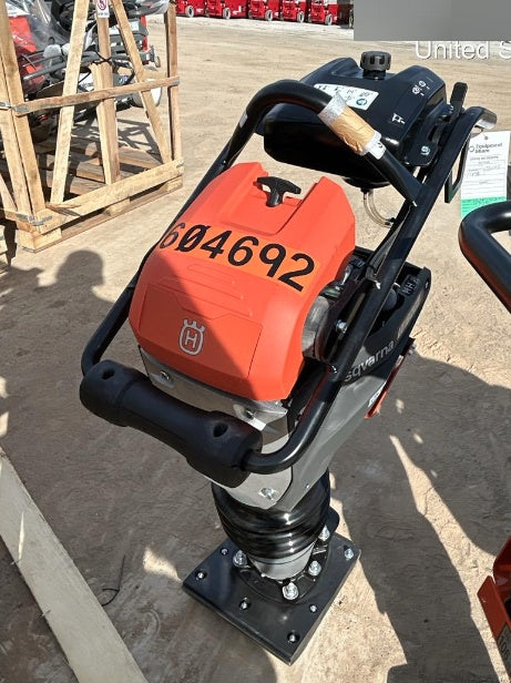 2025 HUSQVARNA LT6005