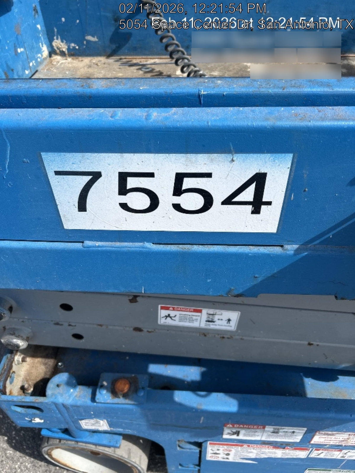 2017 Genie GS-1930 Genie GS-1930 Lift w/Fixed Rail and Chain Entry