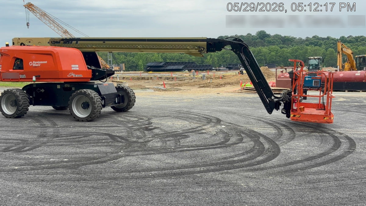 2025 JLG 660SJ