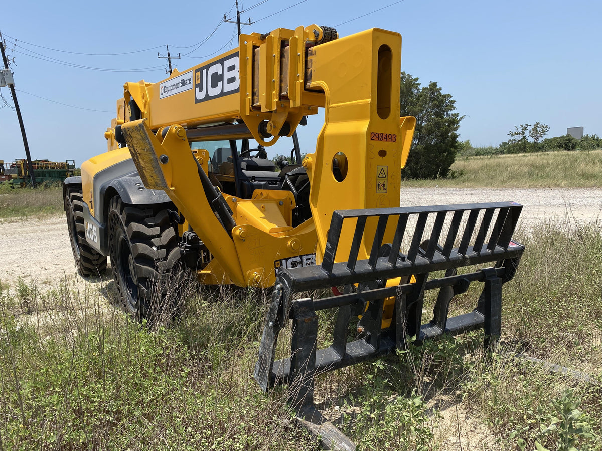 2023 JCB 510-56