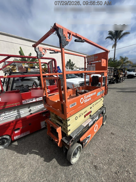 2022 JLG ES1932