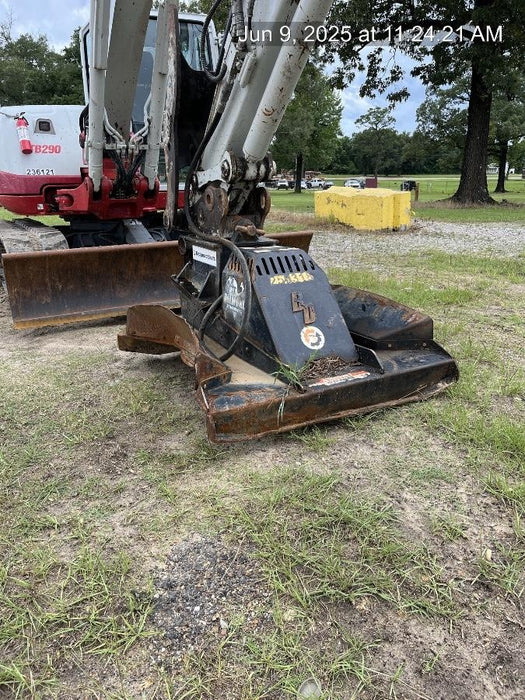 2022 BLUE DIAMOND 42" Brush Cutter, Mini Excavator
