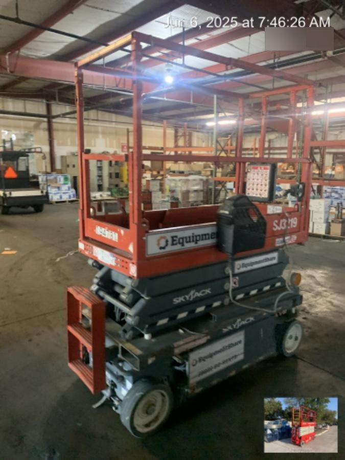 2021 SKYJACK SJ3219