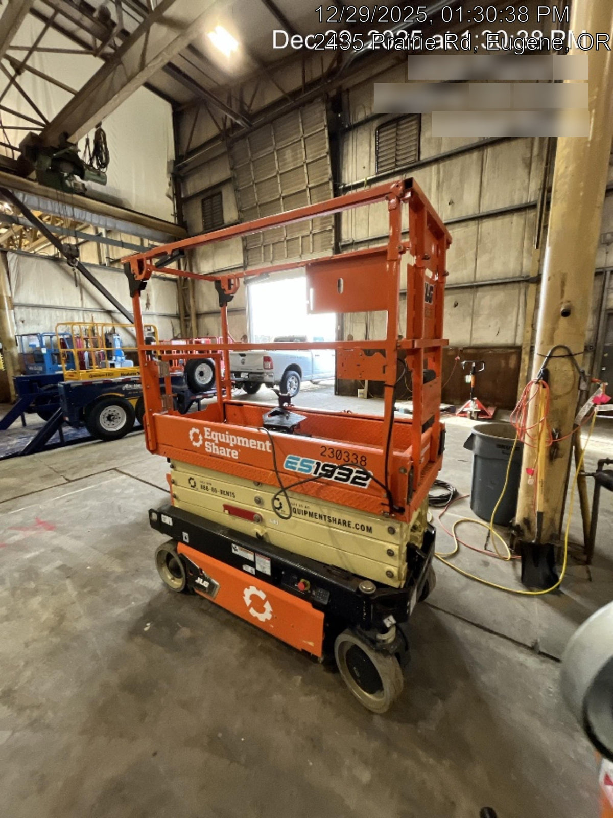 2022 JLG ES1932