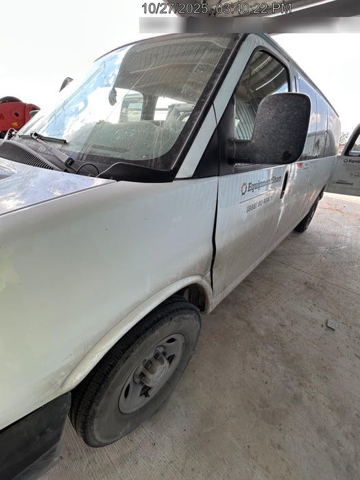 2023 CHEVROLET Express Van - Rental