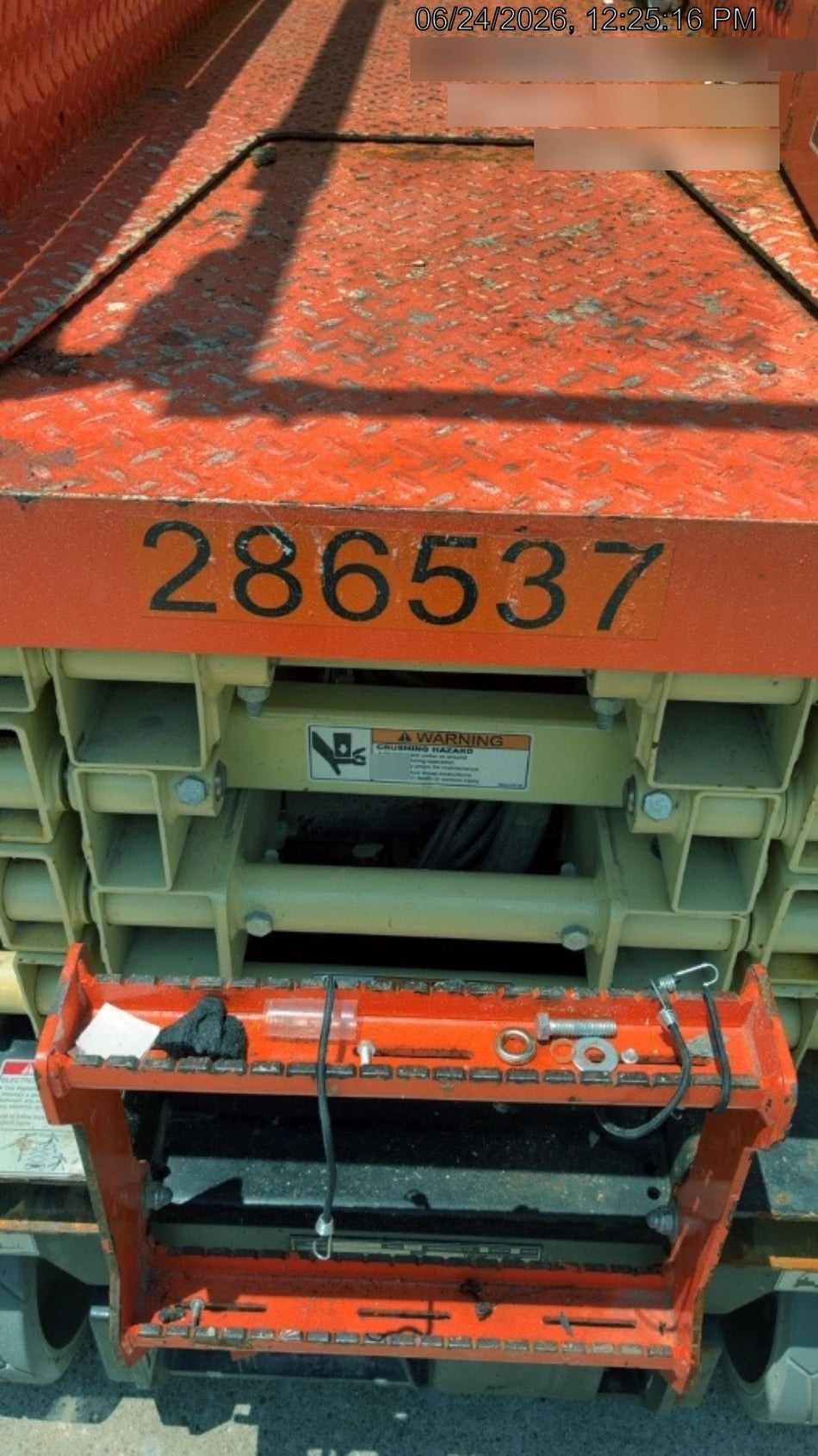 2022 JLG ES1932