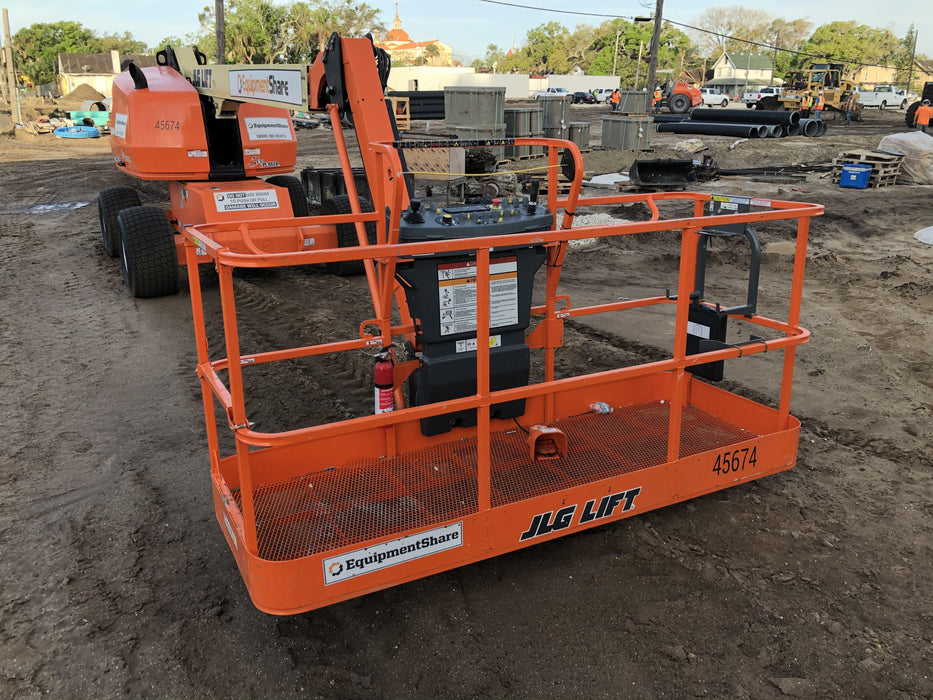 2019 JLG 460SJ