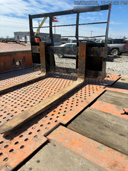 2024 ARROW MATERIAL HANDLING 48" Pallet Forks - Arrow