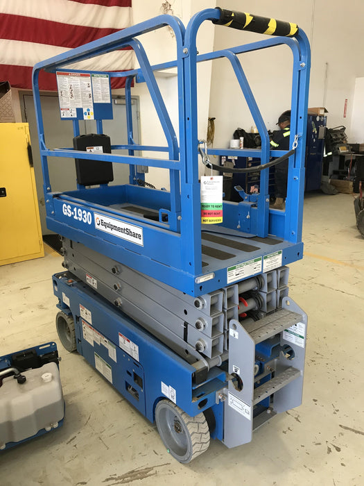 2019 Genie GS-1930 Fixed Rails with Chain Entry