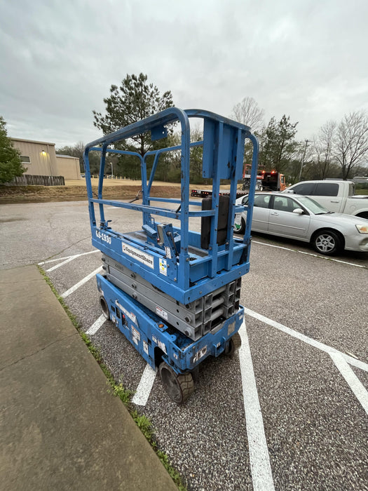 2019 Genie GS-1930 Fixed rails with chain Entry