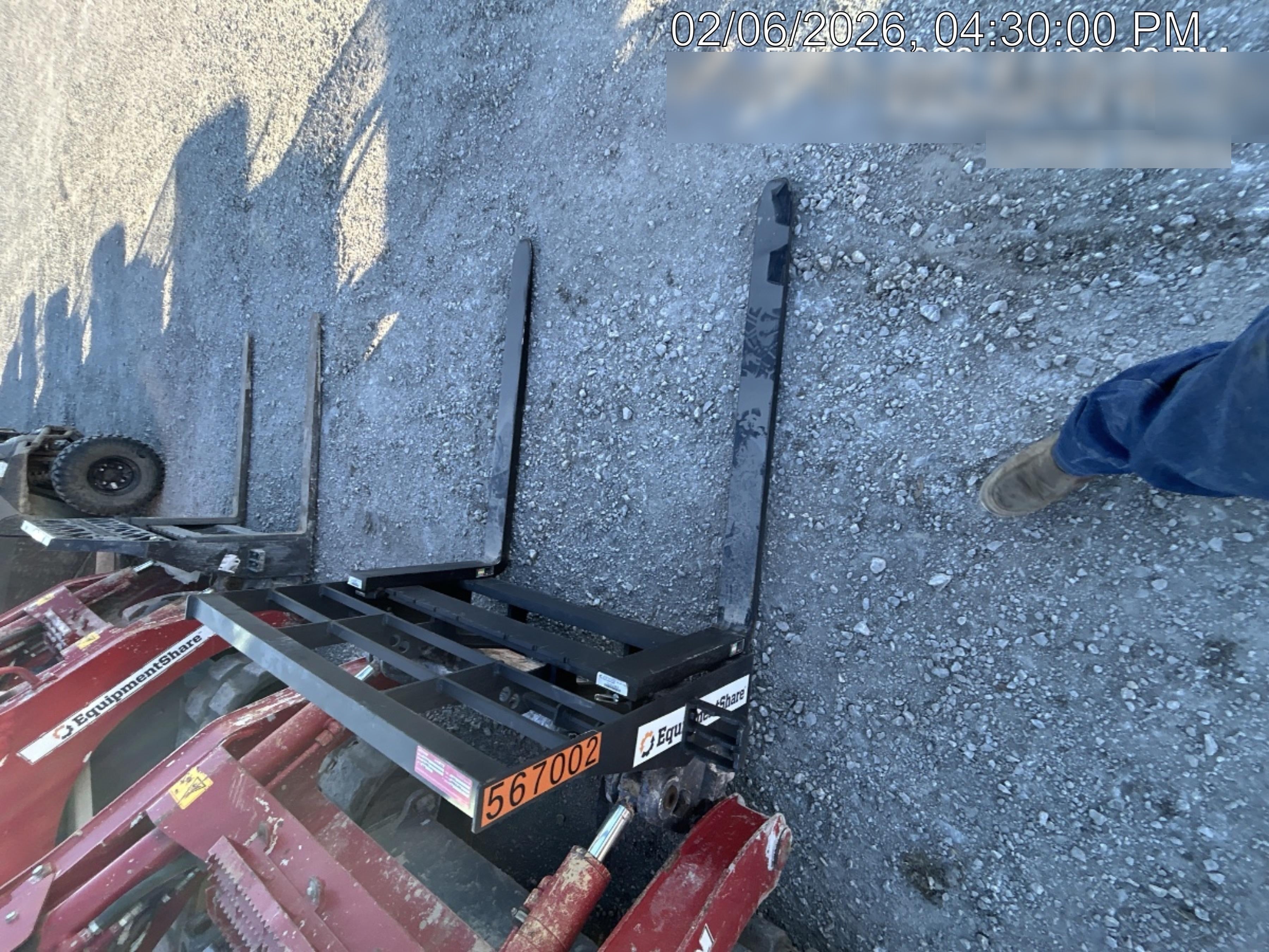 2025 ARROW MATERIAL HANDLING 48" Pallet Forks - Arrow
