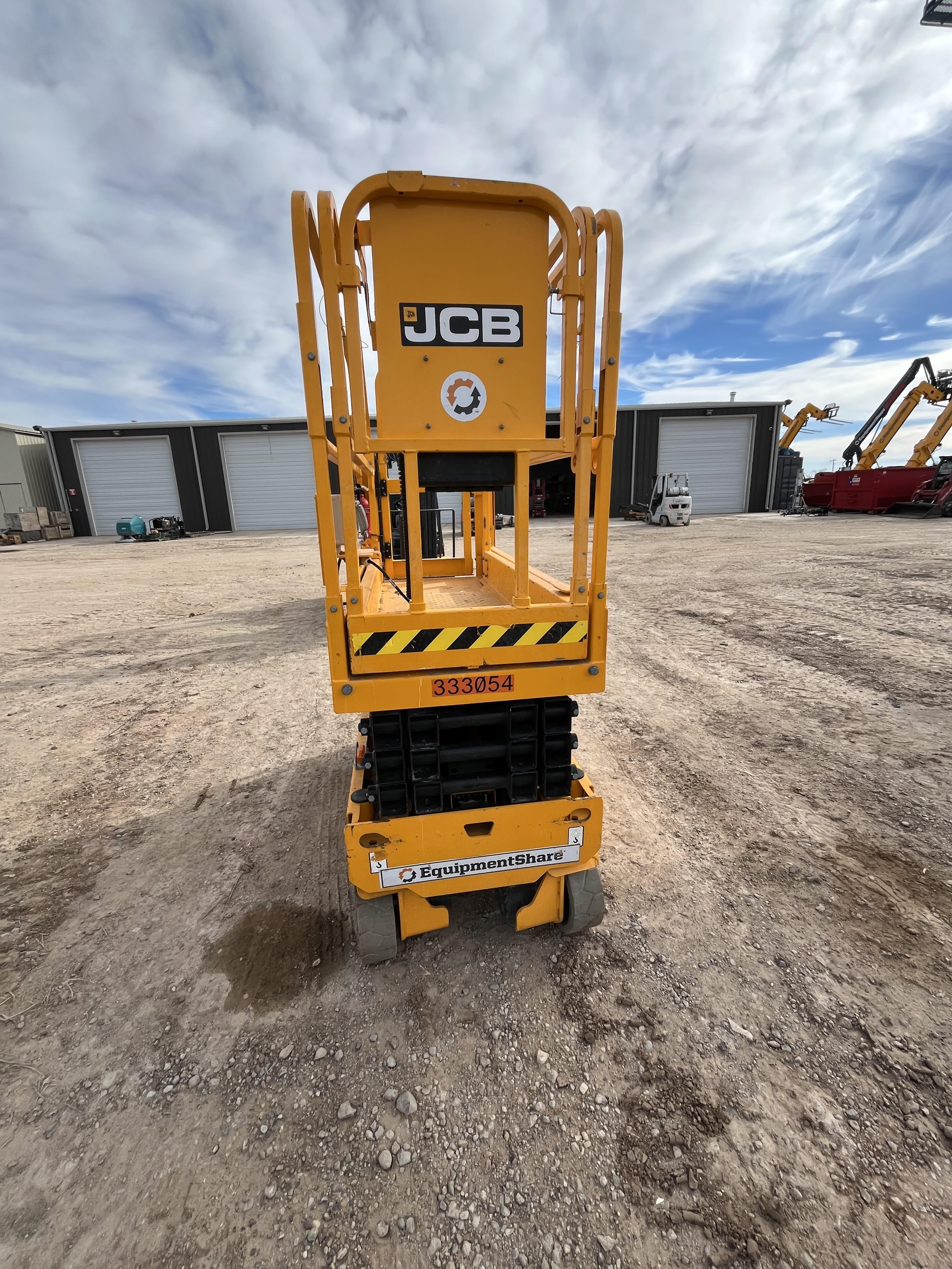2023 JCB S1930E