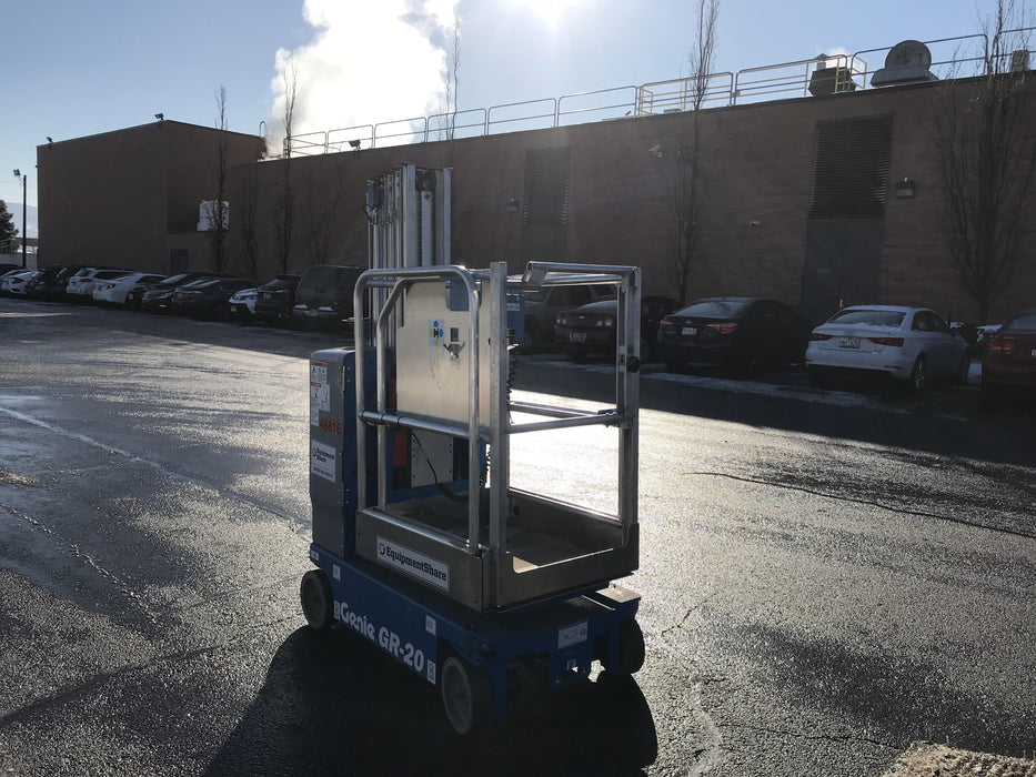 2019 GENIE GR-20