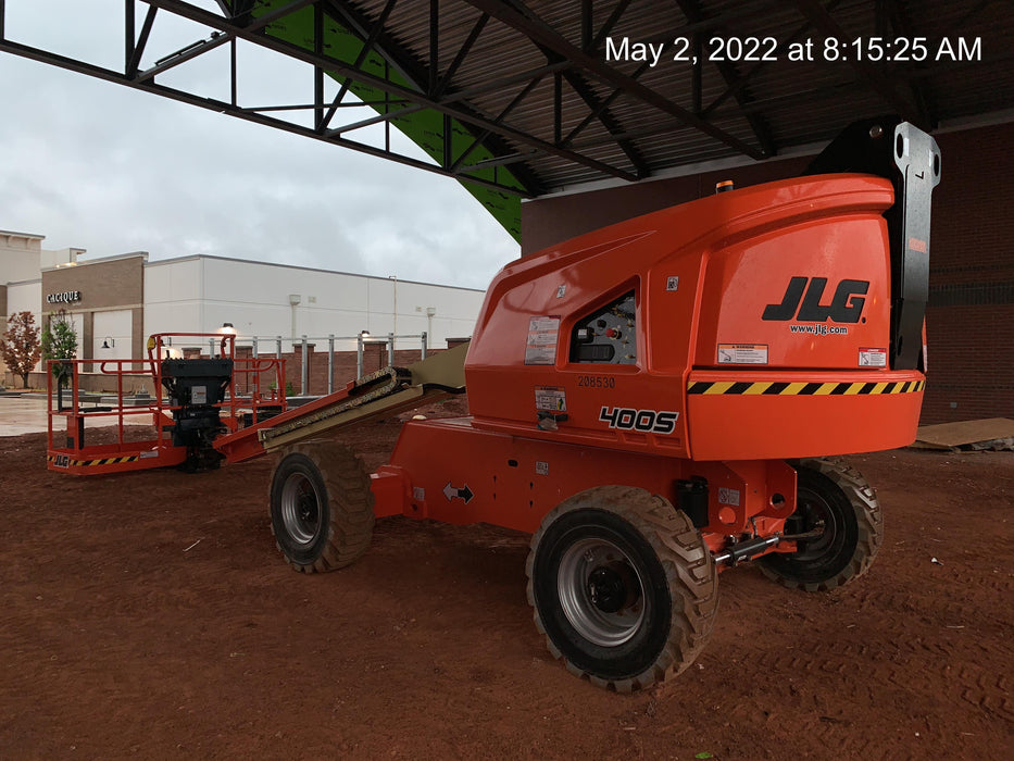 2022 JLG 400S