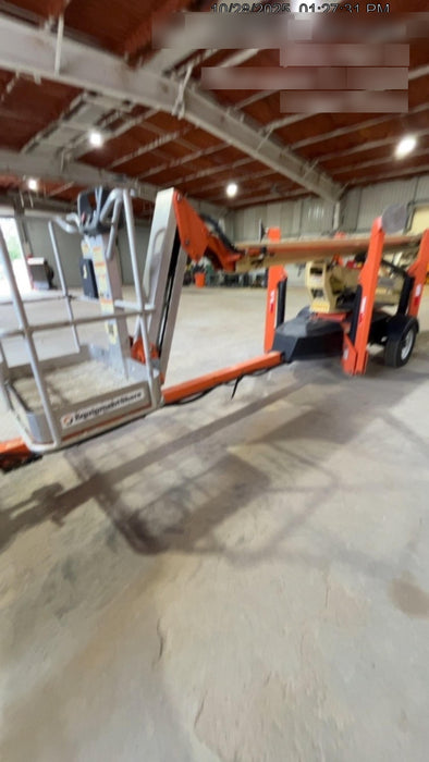 2021 JLG T500J