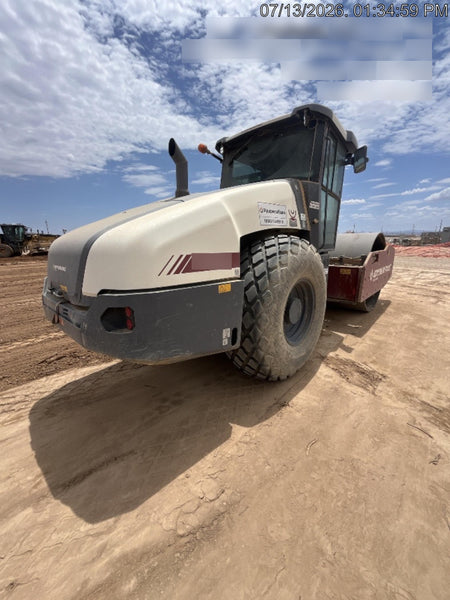 2022 DYNAPAC CA2500D
