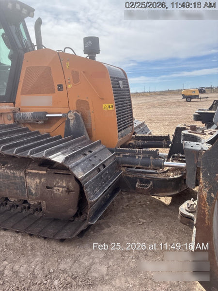 2021 CASE 2050M