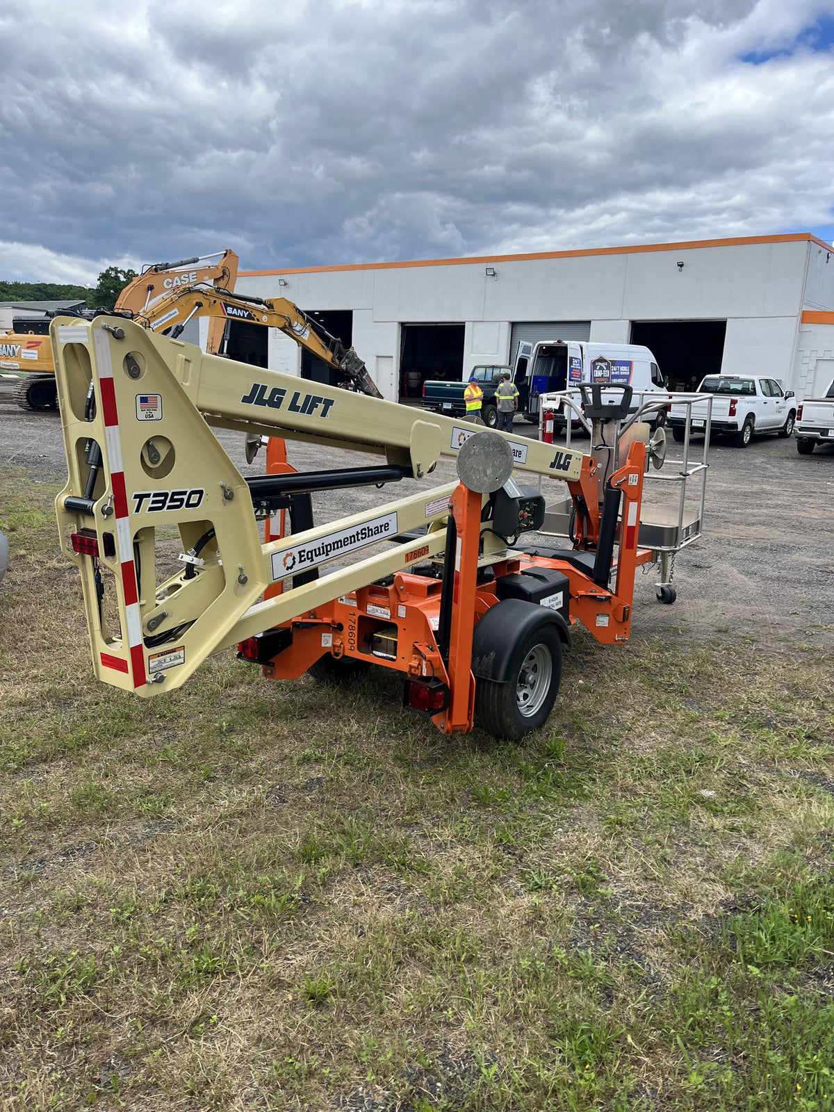 2021 JLG T350