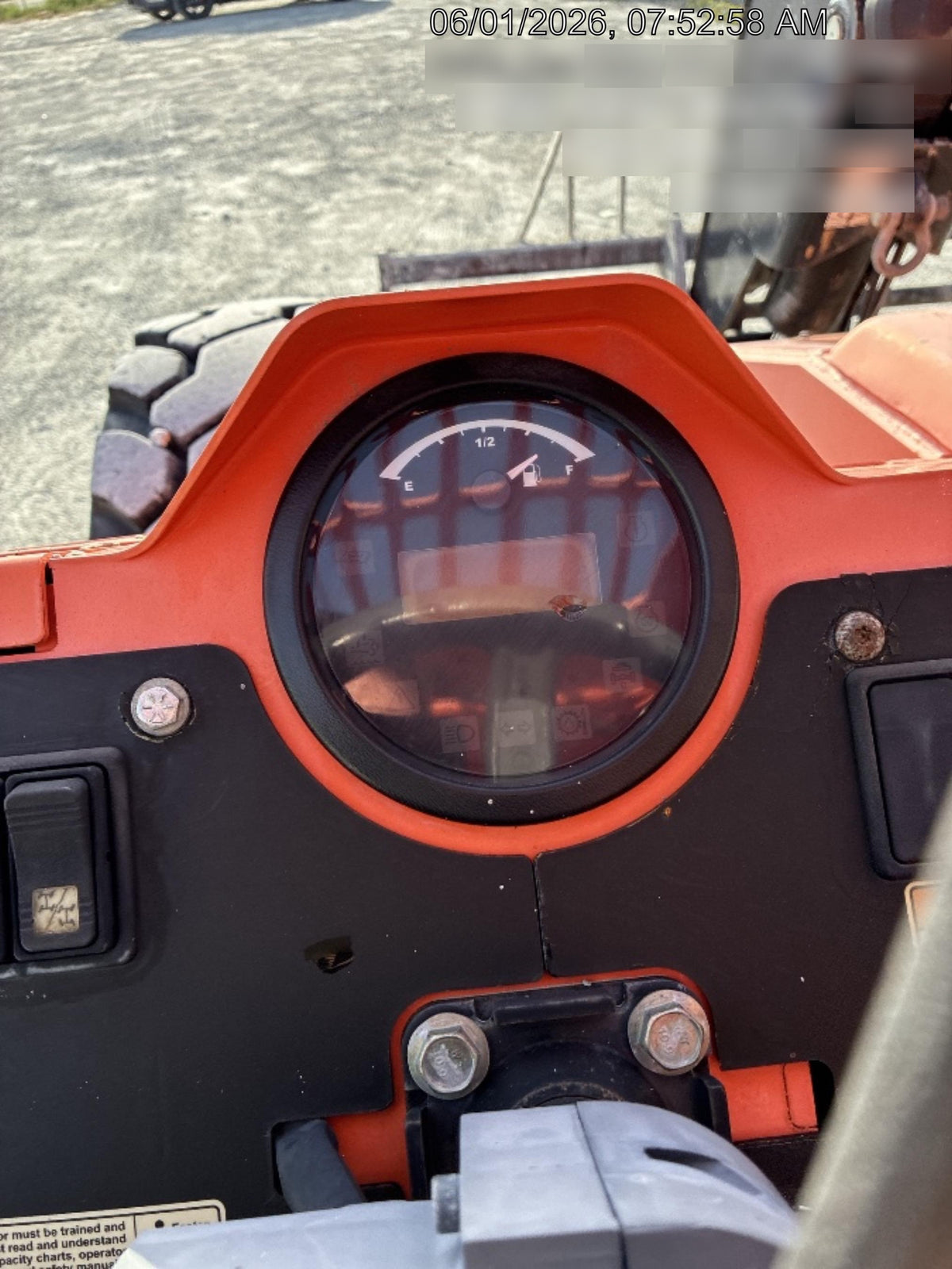 2019 SKYTRAK 8042