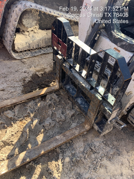 2024 VIRNIG 48" Pallet Forks - Virnig