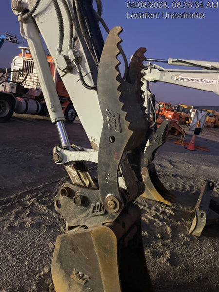 2019 Takeuchi TB290 Cab/Heat/AC Rubber tracks, Dozer blade, Travel alarm, Auxiliary hydraulics w/Manual QC, Hydraulic thumb, 18", 24", and 36" Buckets