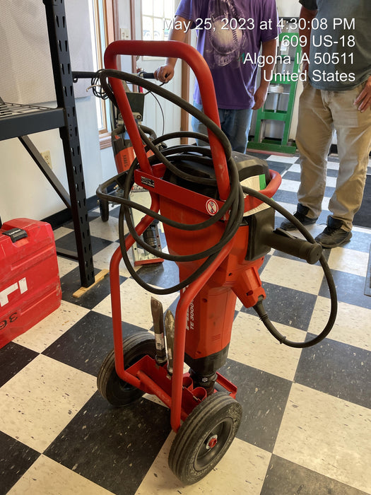 2022 HILTI TE 3000-AVR