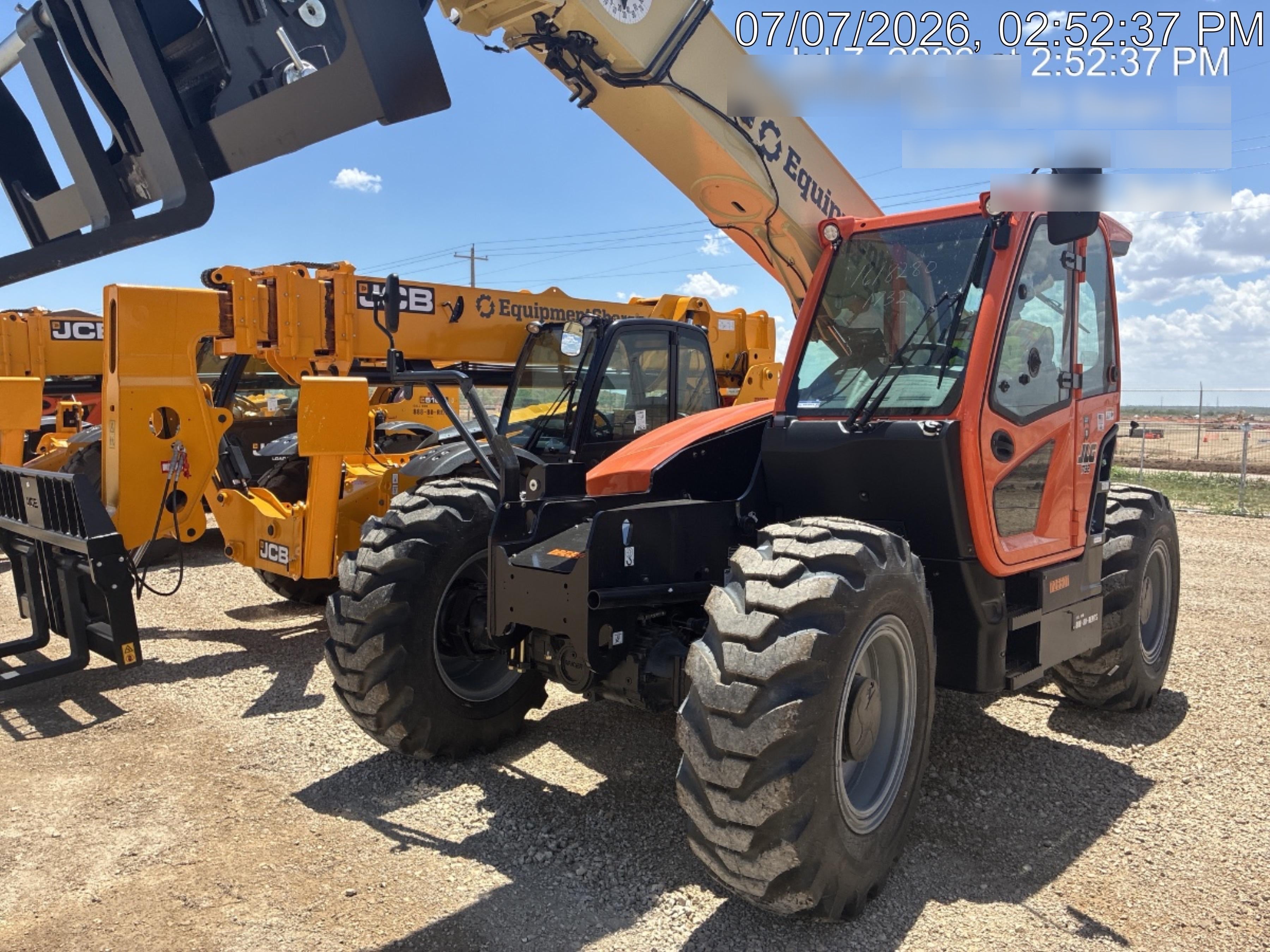 2026 JLG 1732