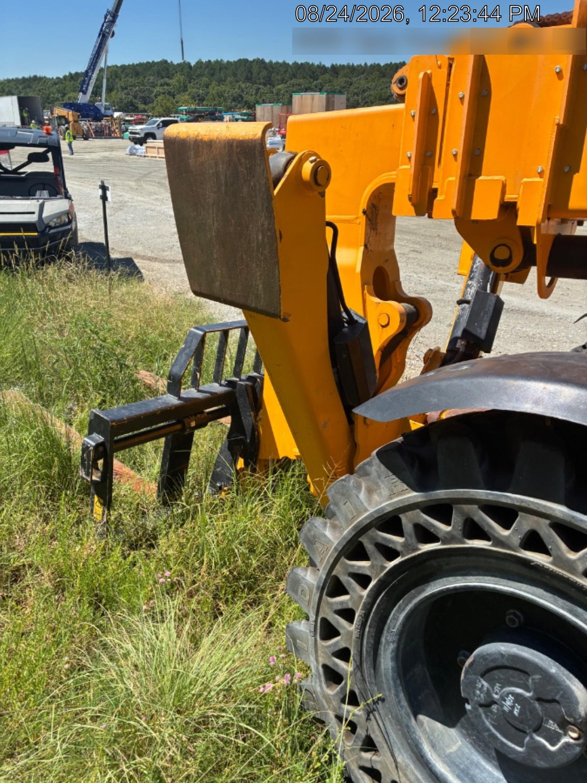 2023 JCB 510-56