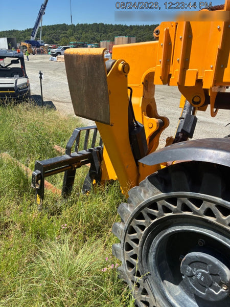 2023 JCB 510-56